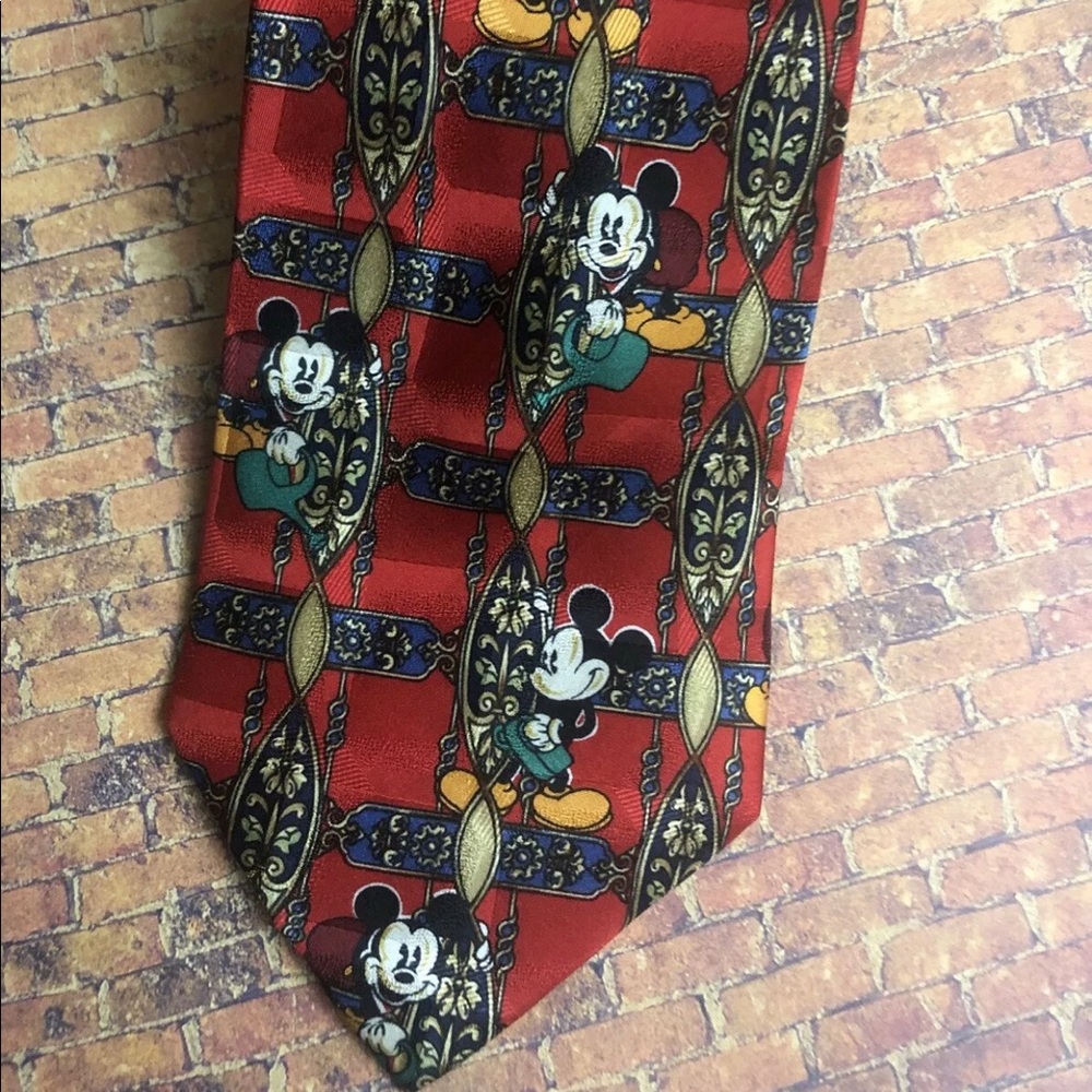 Mickey & Co.  Disney 100% Silk Tie